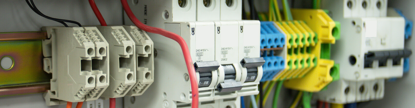 双电源转换开关